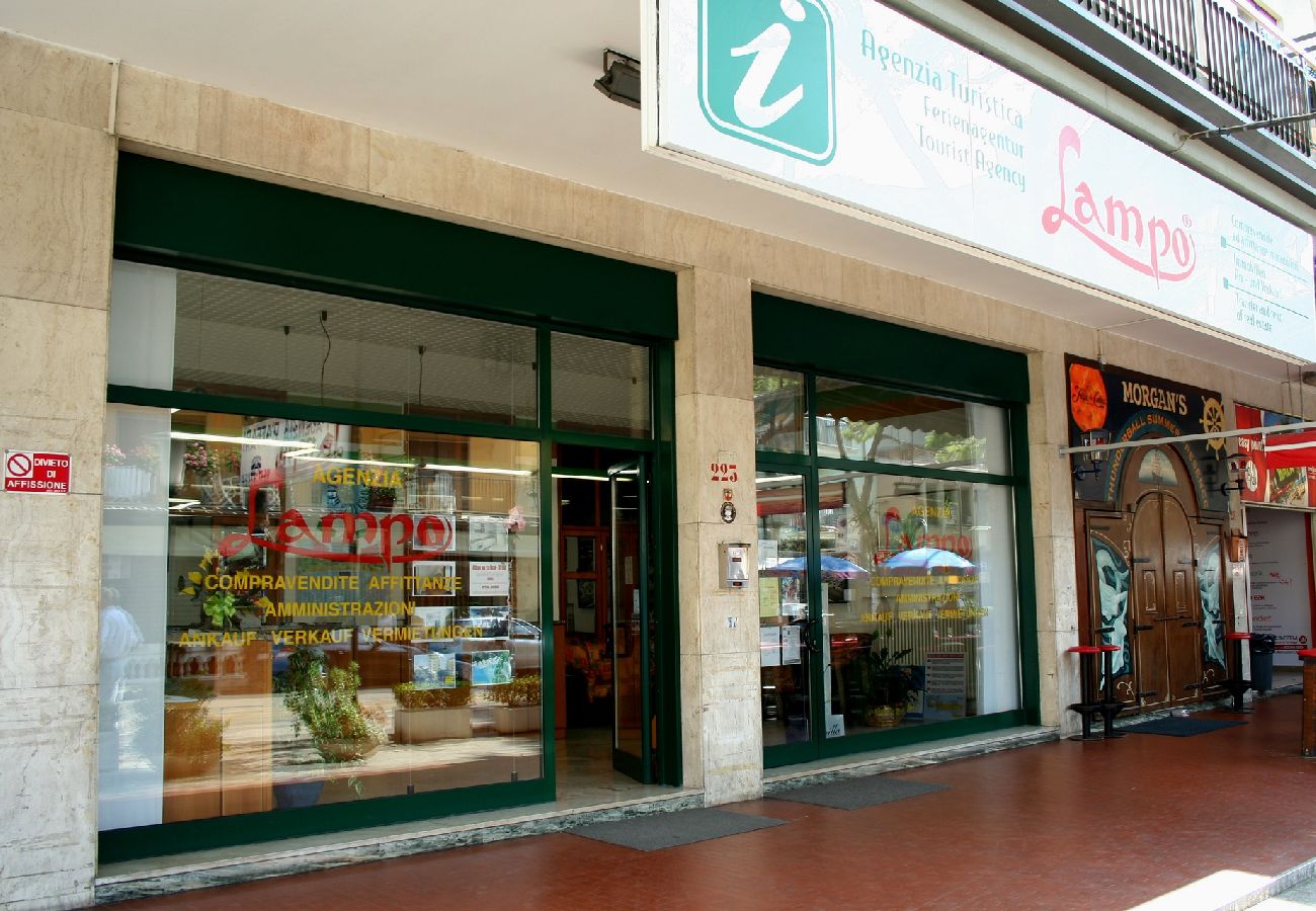 Appartamento a Jesolo - Galleria 11_NORM_QUAD_6PL