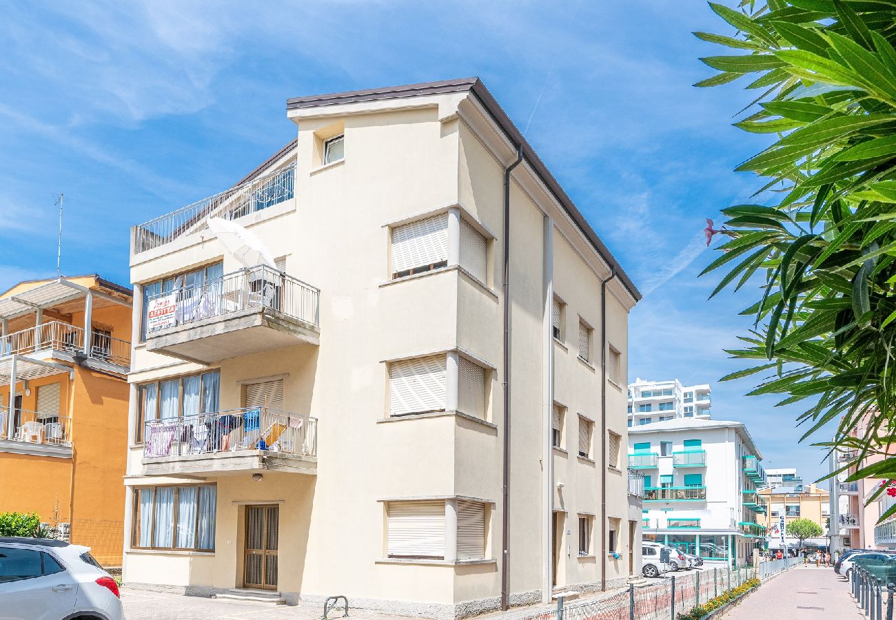 Appartamento a Jesolo - Galleria 11_ZENI_TRI1_8PL