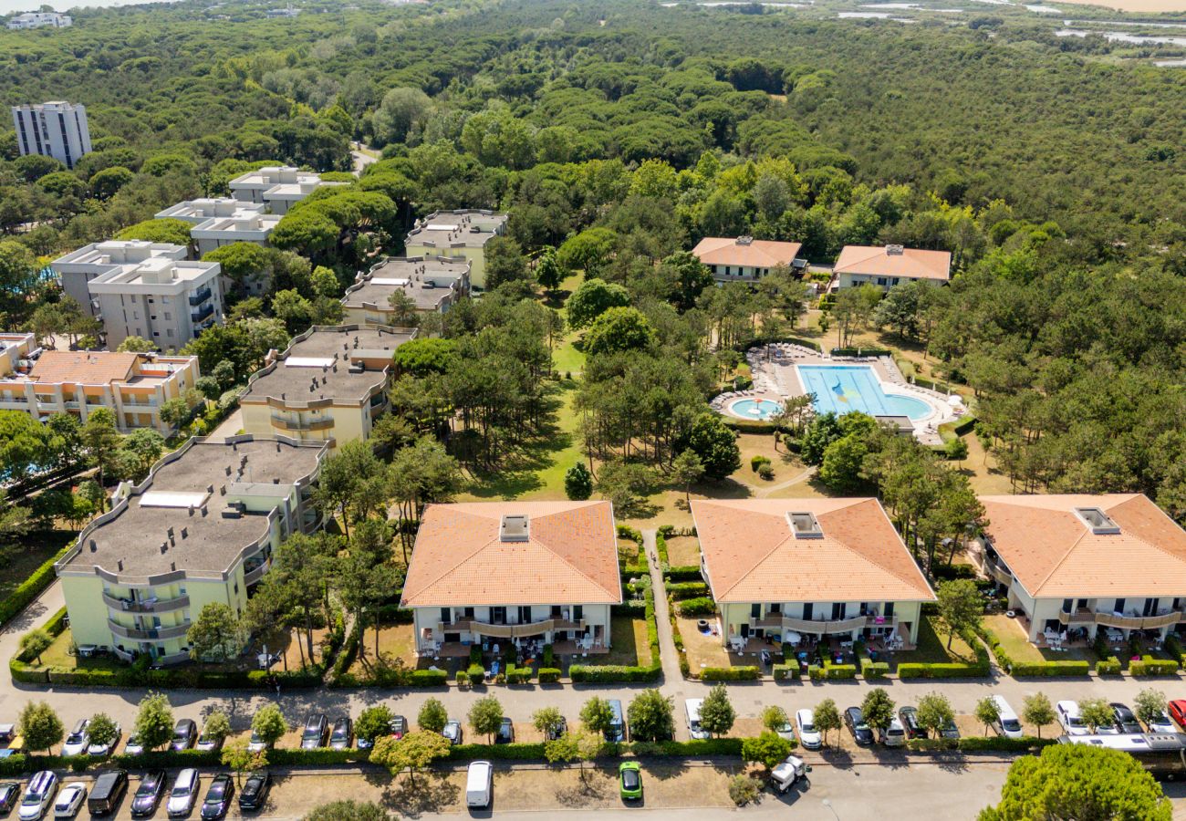 Appartamento a Bibione - Apt. al piano terra con giardino e 2 camere da letto