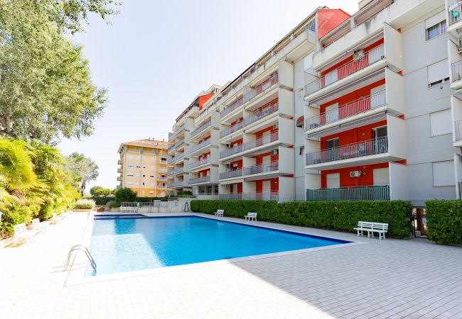 Appartamento a Porto Santa Margherita - ACAPULCO - Apt. su un piano + balcone e 1 camera