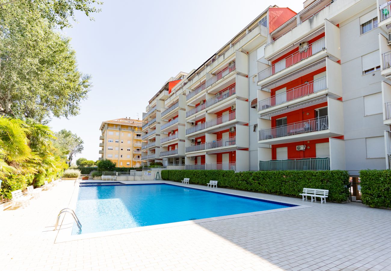 Appartamento a Porto Santa Margherita - ACAPULCO - Apt. su un piano + balcone e 1 camera