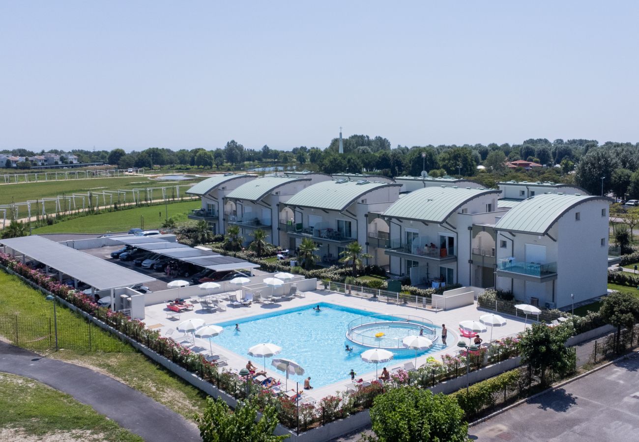 Appartamento a Caorle - GLICINI - Apt. al piano terra con giardino e 1 camera