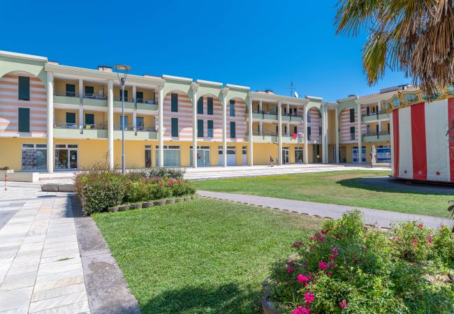 Appartamento a Caorle - FARNIE - Villetta su 2 piani con terrazzo e 2 camere (7 pax)