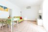 Appartamento a Caorle - GINESTRE - Apt. su un piano con balcone e 2 camere