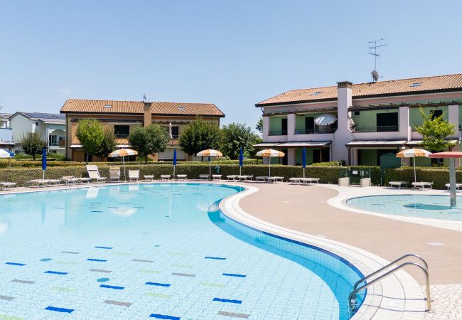 Appartamento a Caorle - GINESTRE - Apt. al piano terra con giardino e 2 camere