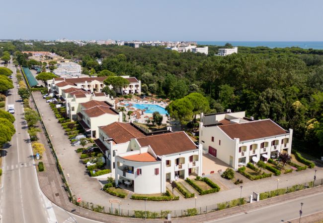 Appartamento a Bibione - CALYCANTHUS - Villetta su due piani con giardino e 1 camera