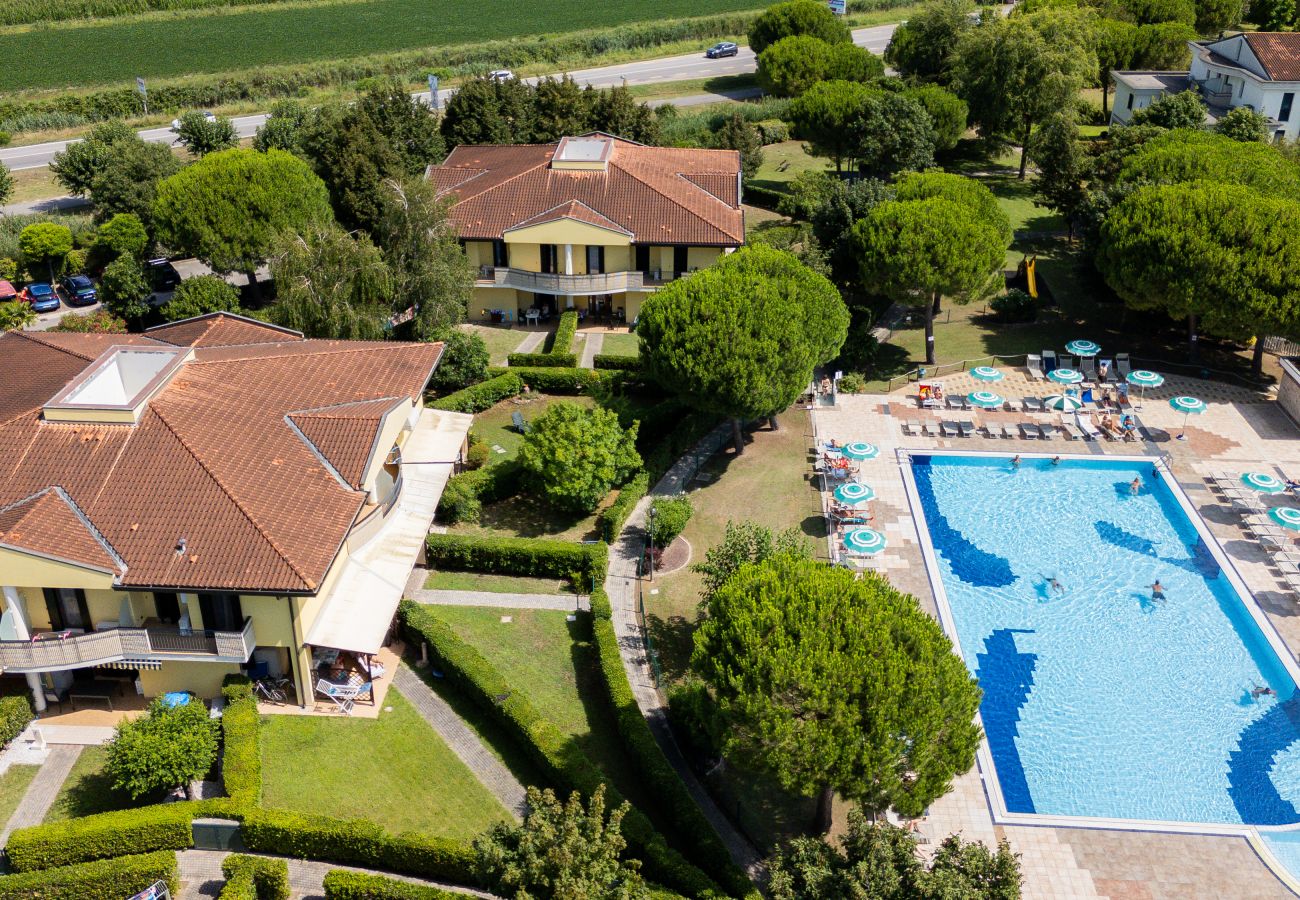 Appartamento a Caorle - OLMI- Villetta su due piani con giardino e 2 camere da letto