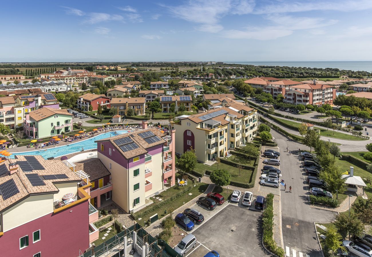 Appartamento a Caorle - ROVERELLE - Apt su 2 piani con 2 camere da letto e balcone