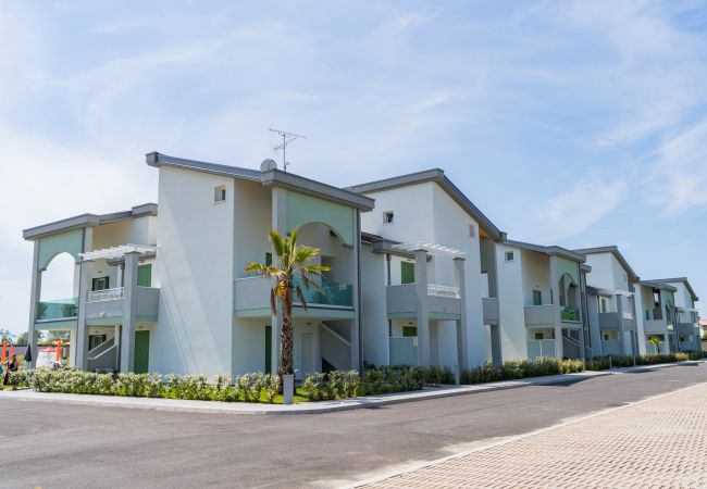 Appartamento a Caorle - QUADRIFOGLIO- Apt. al piano terra con giardino e 1 camera