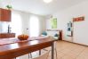 Appartamento a Caorle - FARNIE - Apt. su un piano con balcone e 2 camere (6 pax)