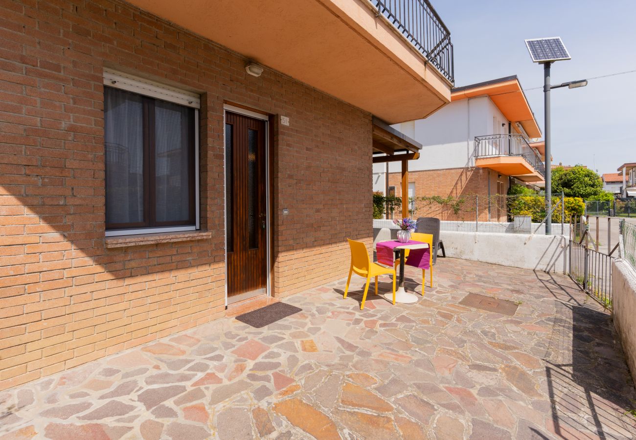 Ferienwohnung in Porto Santa Margherita - VILLAGGIO PRAYA - Reihenhaus auf zwei Etg mit Garten und 2 Schlafzimmer