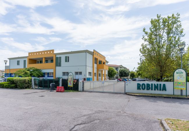 Studio in Caorle - ROBINIA- Studio mit Balcon