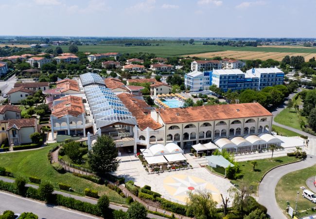 Ferienwohnung in Caorle - QUERCIA - Reihenhaus auf 2 Etg mit Garten und 1 Schlafzimmer