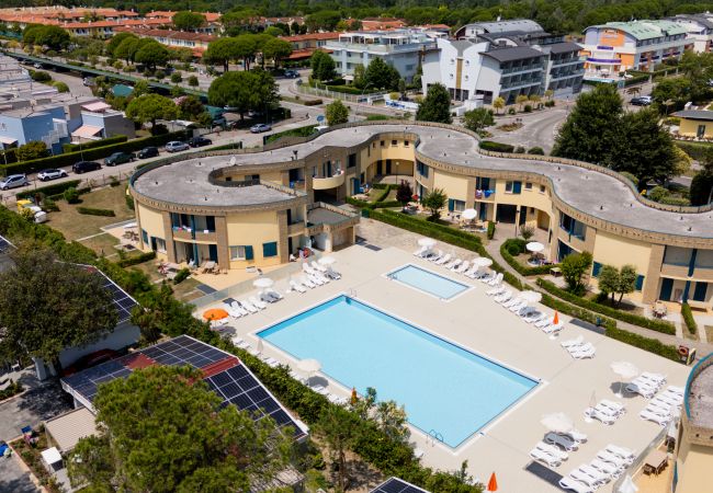 Ferienwohnung in Bibione - GIRASOLI - Reihenhaus auf 2 Etg mit Garten und 1 Schlafzimmer