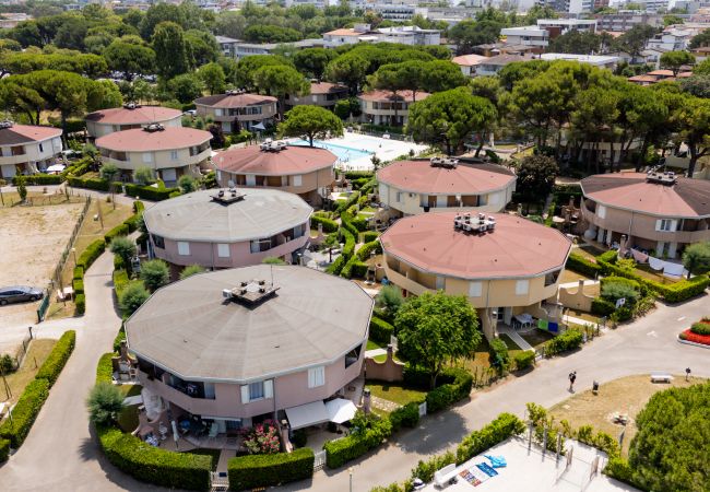 Ferienwohnung in Bibione - TIVOLI - Studio im EG mit Garten (renoviert)