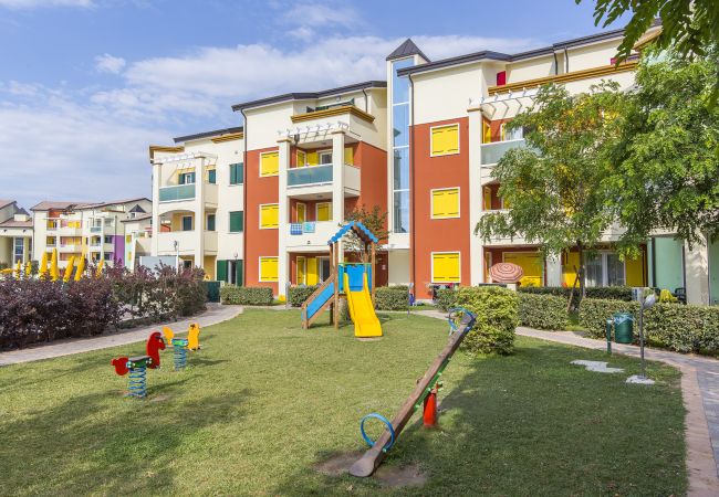 Ferienwohnung in Caorle - LARICI - Apt mit 1 Schlafzimmer und Balkon