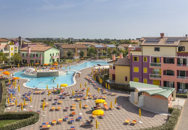 Ferienwohnung in Caorle - MIMOSE - Duplex Apt mit 3 Schlafzimmern und Balkon