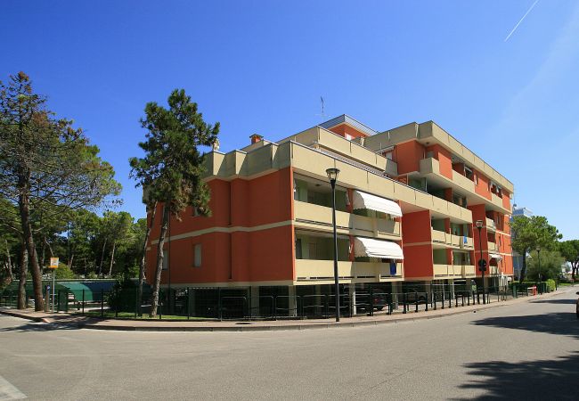 Ferienwohnung in Bibione - CORMORAN - Whg. auf 1 ETG mit 2 Schlafzimmern (renoviert)