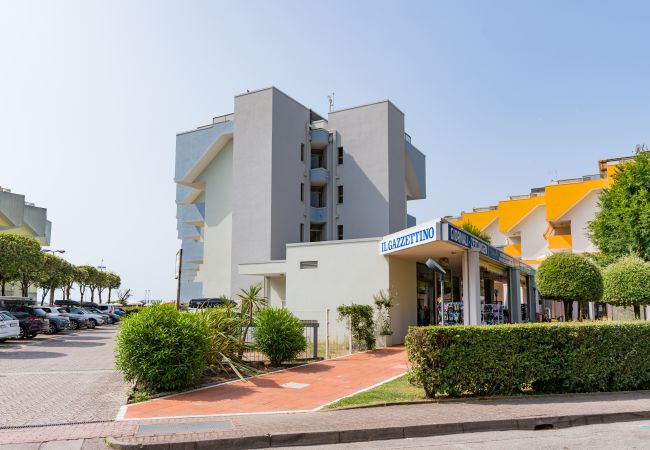 Ferienwohnung in Bibione - ZATTERE - Whg. mit Balkon und 1 Schlafzimmer + rooftop