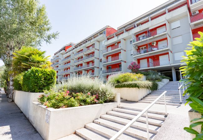 Apartment in Porto Santa Margherita - ACAPULCO -Two-bedroom apt. on a floor with balcony