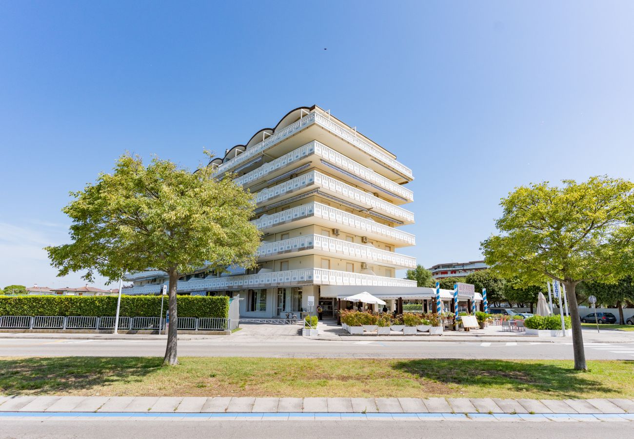 Apartment in Porto Santa Margherita - PORTESIN - One-bedroom apartment with balcony(4pax)