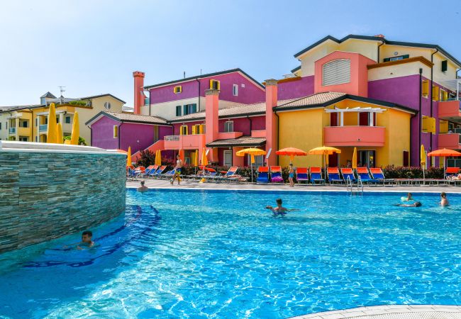 Apartment in Caorle - CARPINI - Apt on one floor with Balcony and 1 Bedrooms 