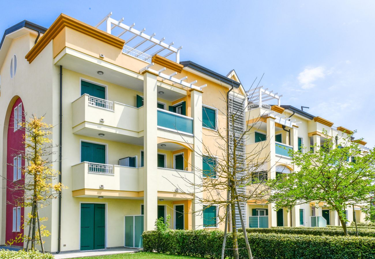 Apartment in Caorle - ROVERELLE- Apt on two floors with 3 Bedrooms with Balkony
