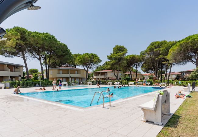 Apartment in Bibione - TIVOLI - 2-story terraced house with garden and 2 bedrooms (6 pax)