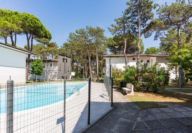 Apartment in Bibione - ALEMAGNA - Ground floor two-bedroom apt with garden