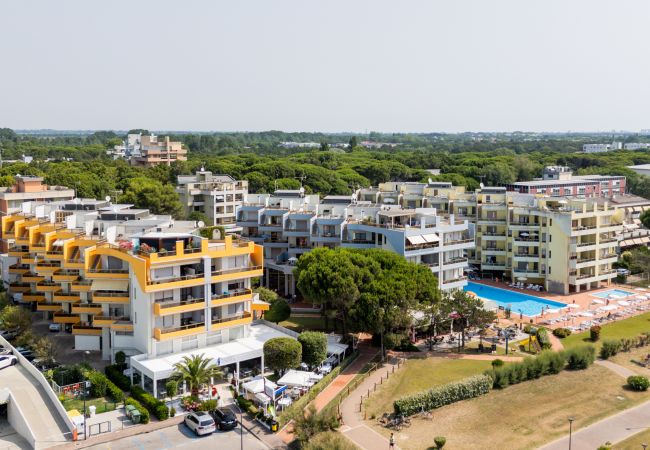 Apartment in Bibione - GIUDECCA - Two-bedroom apt on one floor with balcony seafront (6 pax)